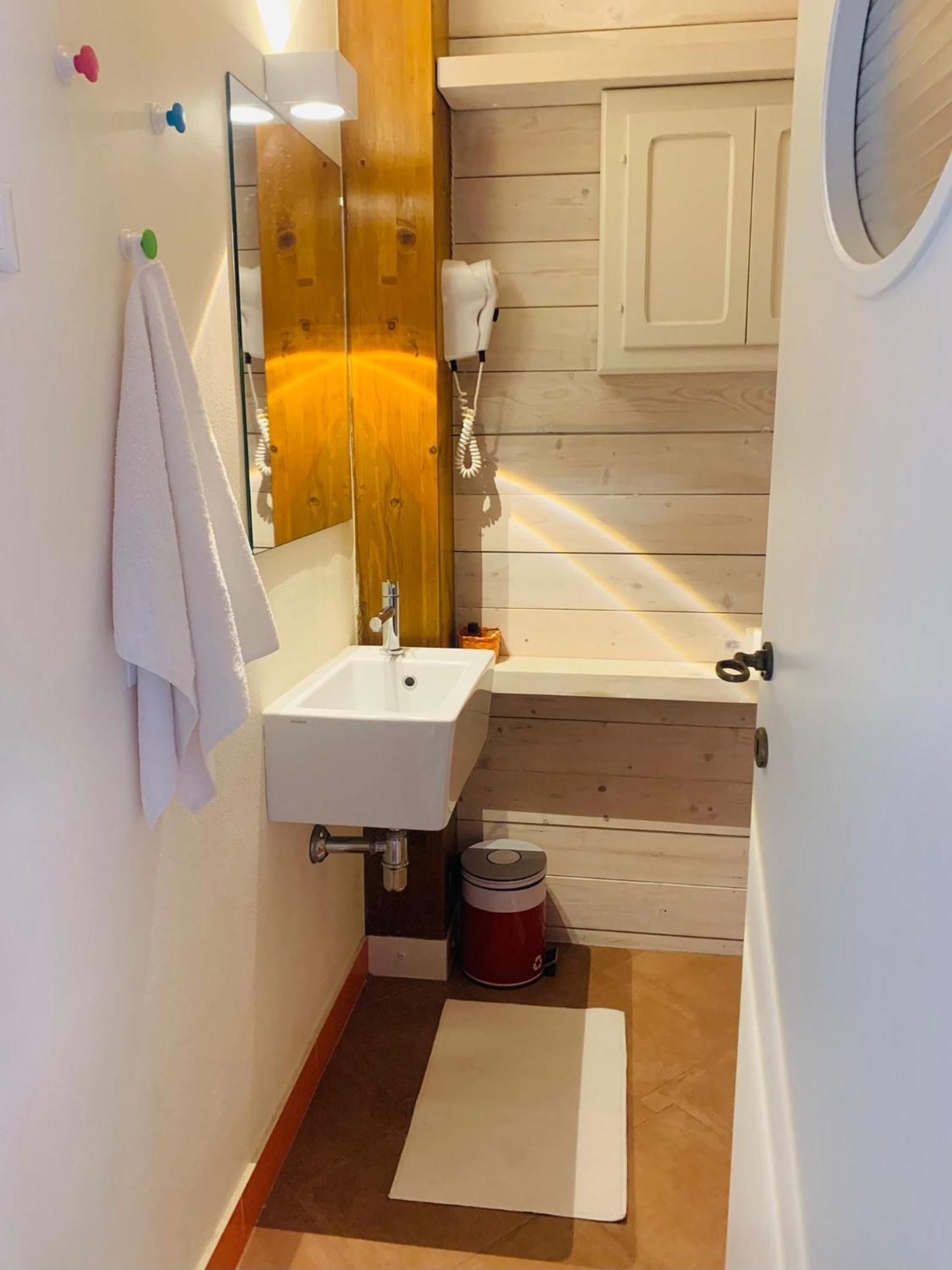 Le Petit Relais Panzió Viterbo Kültér fotó